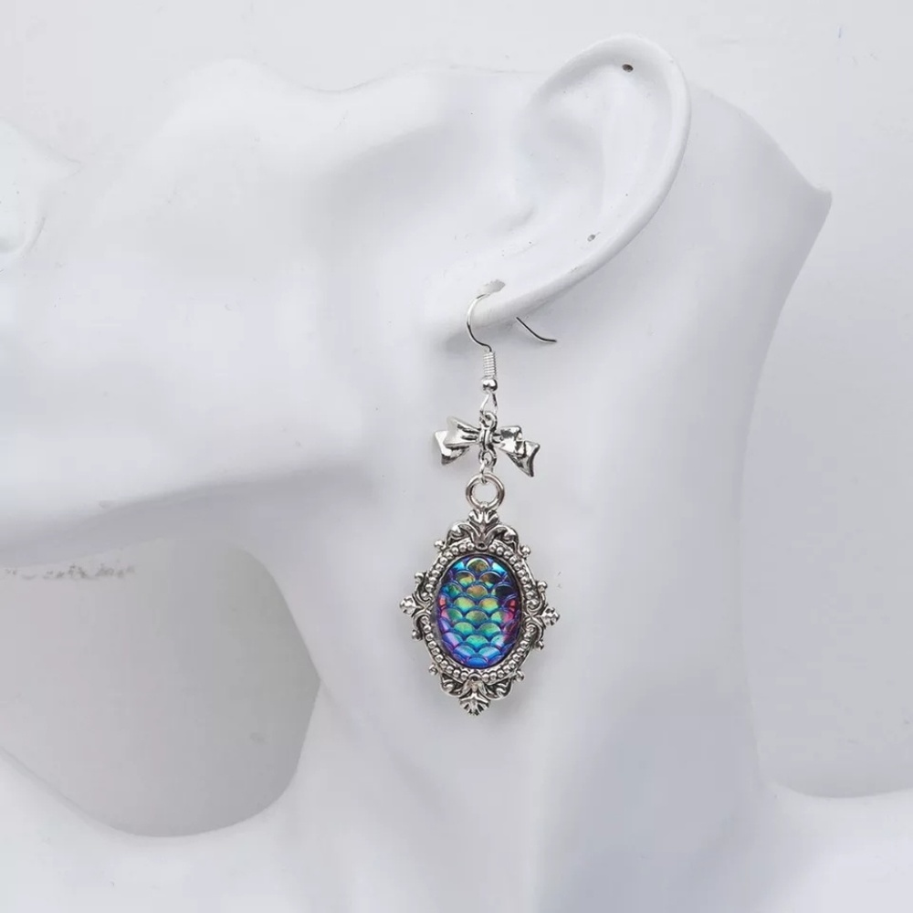 💖🧜🏼Best Selling Beautiful mermaid earrings - Picture 2 of 2